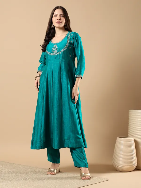 Women’s_Teal_Green_Embroidered_A-Line_Kurta_Set_with_Pants_&_Dupatta_(3-Piece_Ethnic_Set)