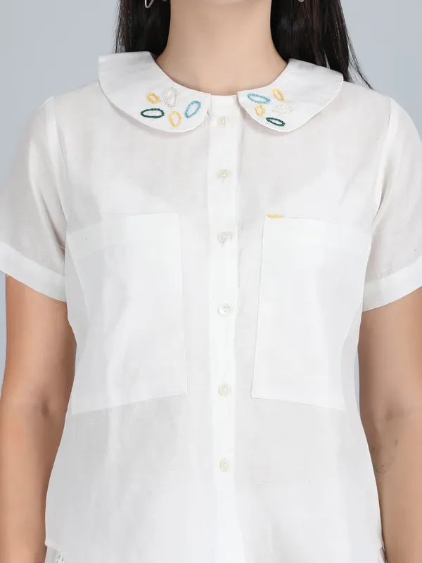 White_Pure_Linen_Hand_Embroidered_Co-Ord_For_Women