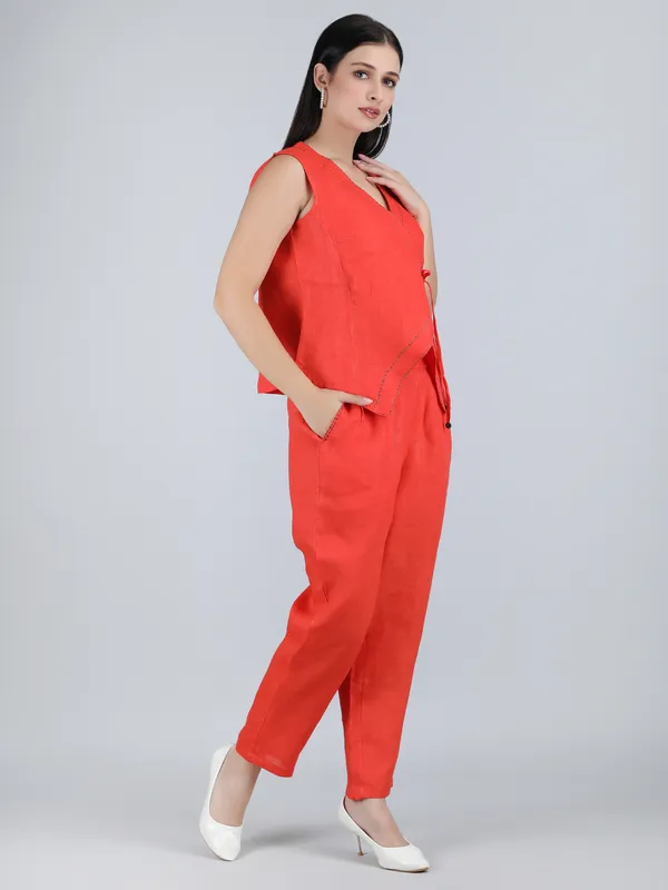 Orange_Pure_Linen_Hand_Embroidered_Co-Ord_For_Women