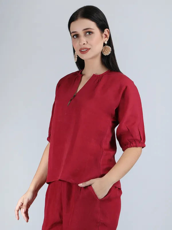 Maroon_Pure_Linen_Hand_Embroidered_Top_For_Women