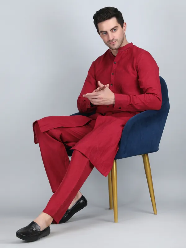 Maroon_Pure_Linen_Hand_Embroidered_Kurta_With_Pants_For_Men