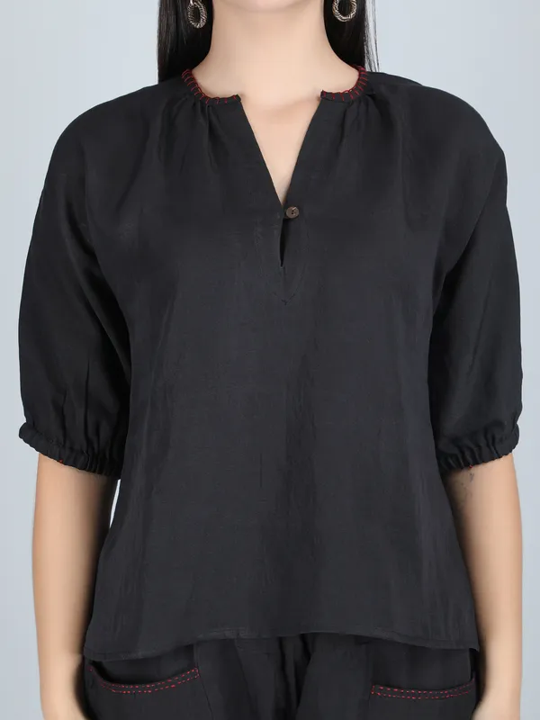 Black_Pure_Linen_Hand_Embroidered_Co-Ord_For_Women