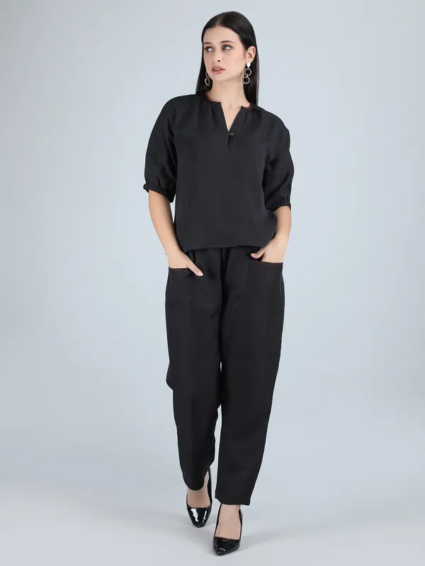 Black_Pure_Linen_Hand_Embroidered_Co-Ord_For_Women