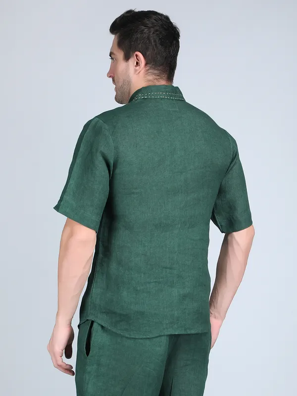 Green_Pure_Linen_Hand_Embroidered_Half_Sleeve_Shirt_For_Men