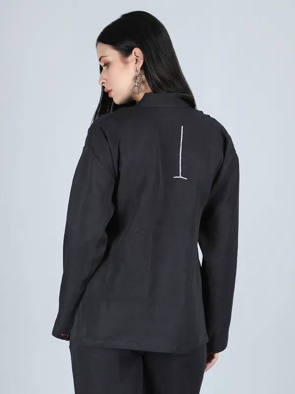 Black_Pure_Linen_Hand_Embroidered_Zig_Zag_Placket_Shirt_For_Women