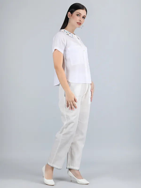 White_Pure_Linen_Hand_Embroidered_Collar_Co-Ord_For_Women