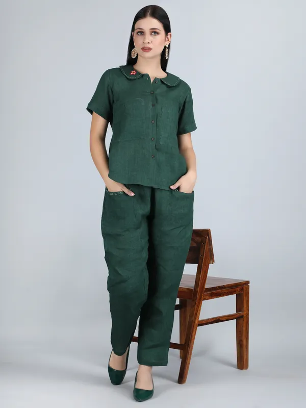 Green_Pure_Linen_Hand_Embroidered_Collar_Co-Ord_For_Women