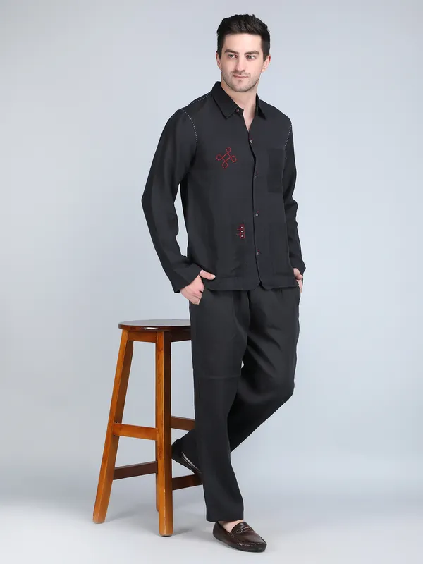 Black_Pure_Linen_Hand_Embroidered_Shirt_With_Pants_Co-Ord_Set_For_Men