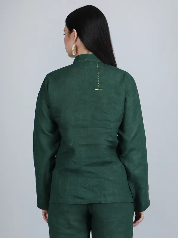 Forest_Green_Pure_Linen_Hand_Embroidered_Zig_Zag_Placket_Shirt_For_Women