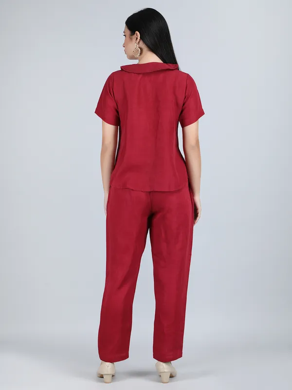 Maroon_Pure_Linen_Hand_Embroidered_Collar_Co-Ord_For_Women