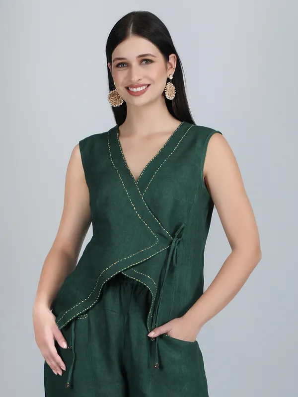 Forest_Green_Pure_Linen_Hand_Embroidered_Top_For_Women