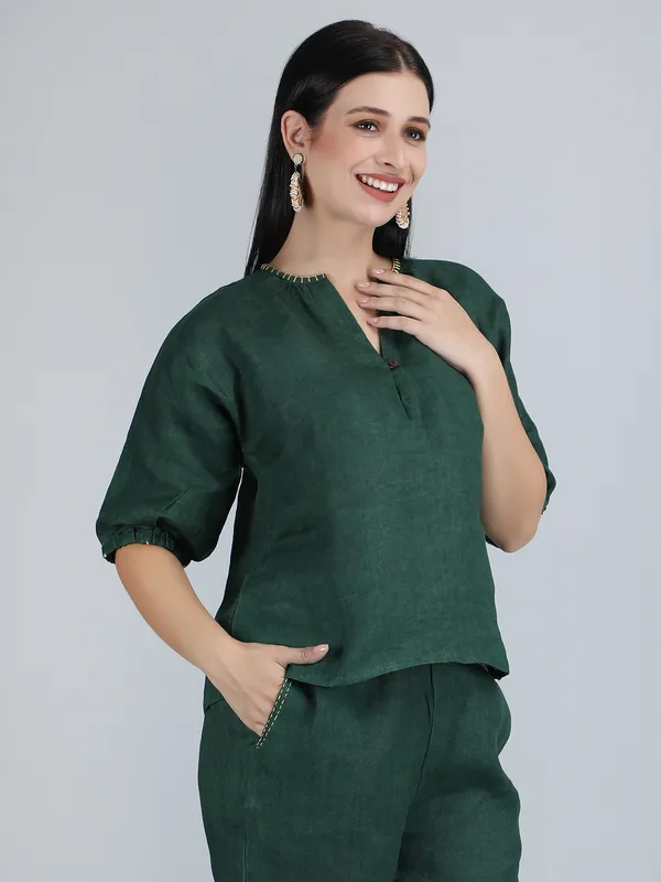 Forest_Green_Pure_Linen_Hand_Embroidered_Top_For_Women