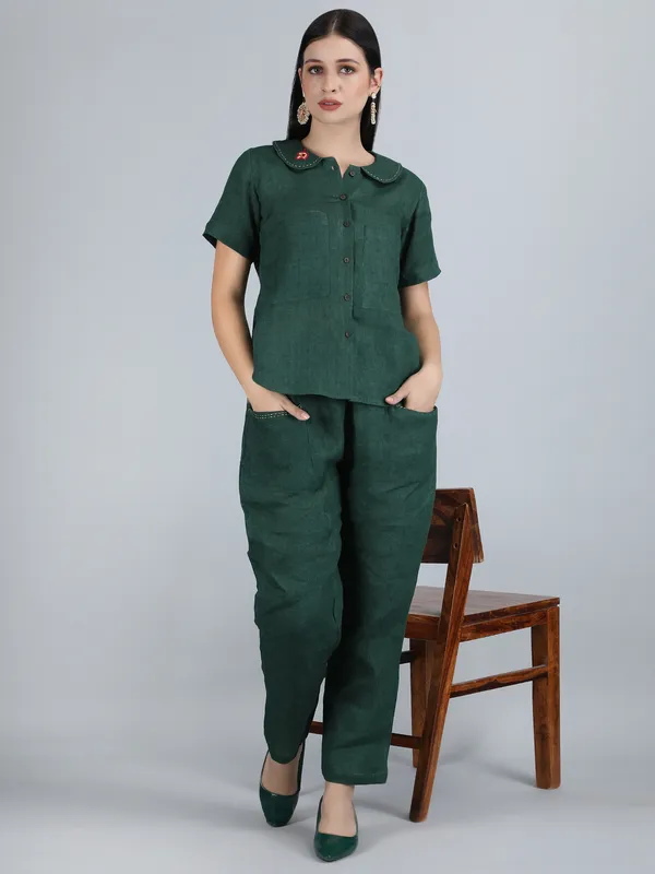 Forest_Green_Pure_Linen_Hand_Embroidered_Collar_Shirt_For_Women