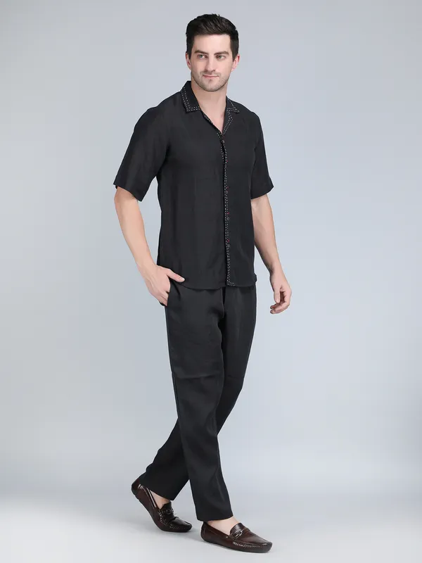 Black_Pure_Linen_Hand_Embroidered_Shirt_With_Pants_Co-Ord_Set_For_Men