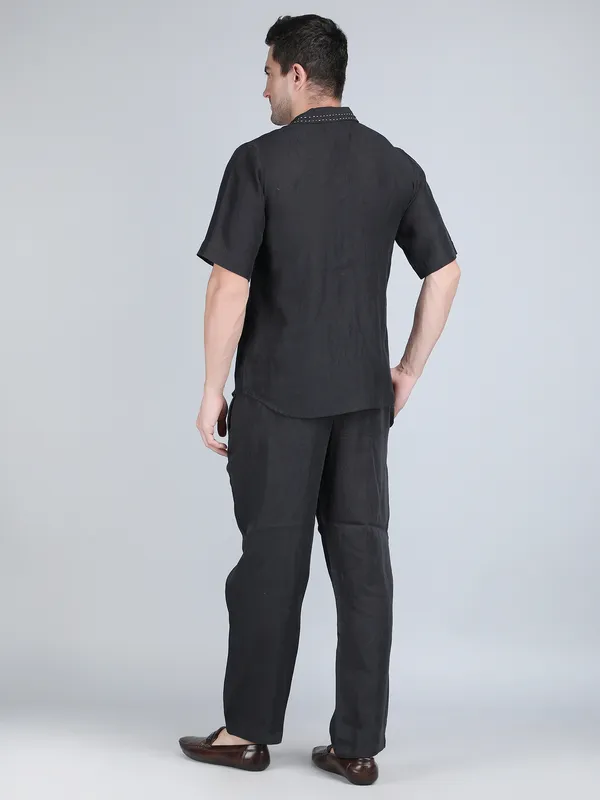 Black_Pure_Linen_Hand_Embroidered_Shirt_With_Pants_Co-Ord_Set_For_Men