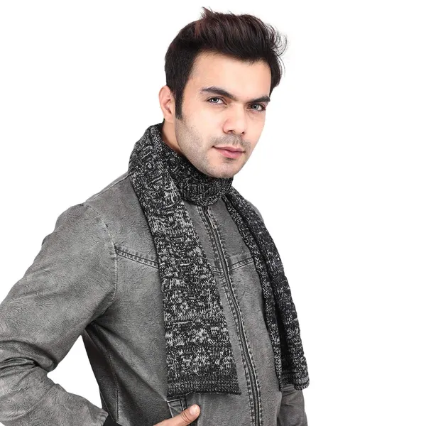 Black_Woolen_Muffler_For_Unisex