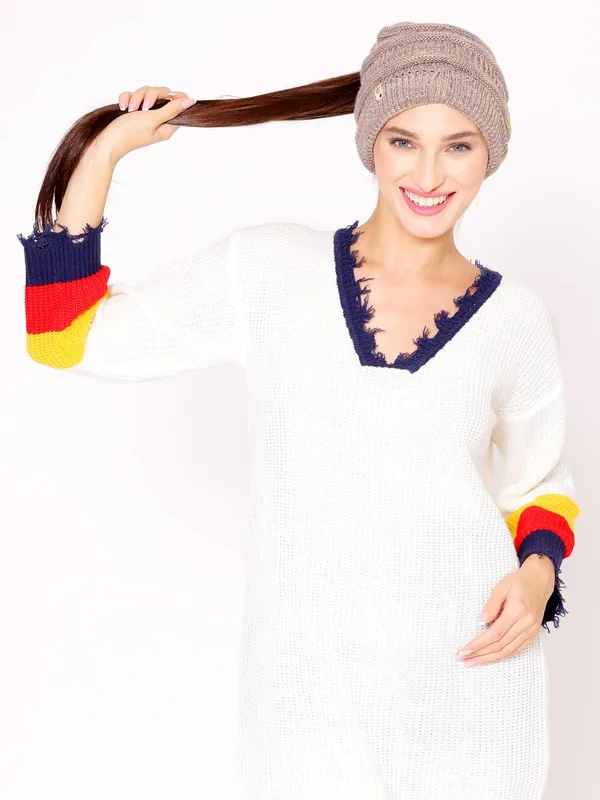 Biege_Woolen_Cap_For_Women