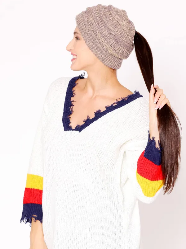 Biege_Woolen_Cap_For_Women