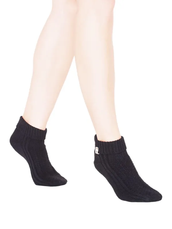 Black_Woolen_Socks_For_Women