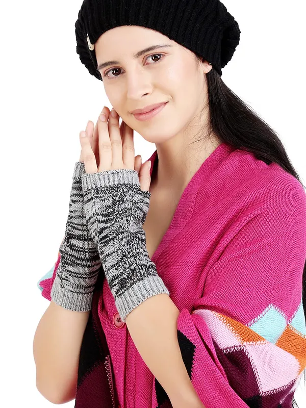 Grey_Woolen_Gloves_For_Women