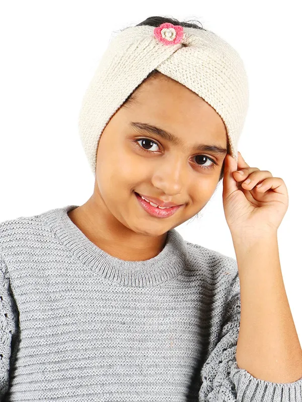 Cream_Woolen_Earmuff_For_Girls