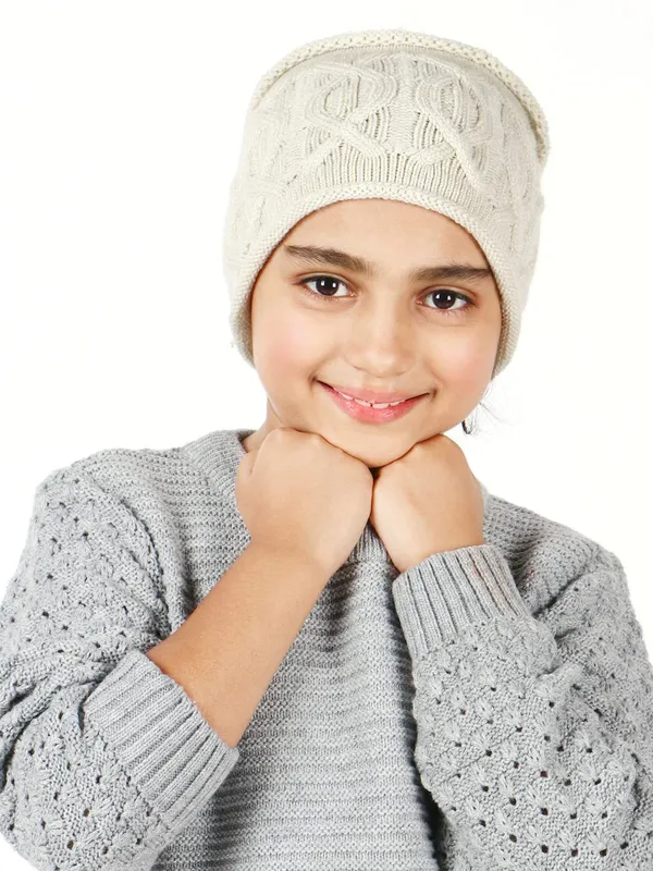 Cream_Woolen_Earmuff_For_Girls