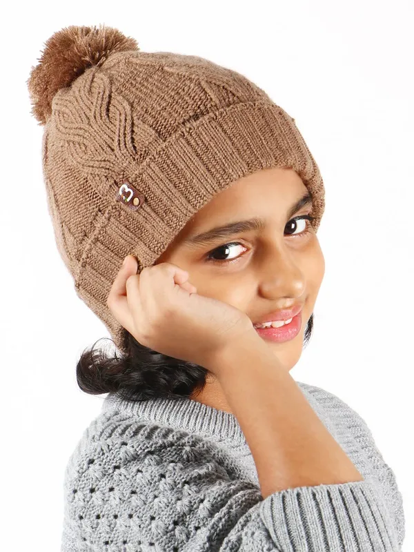 Brown_Woolen_Cap_For_Unisex_Child