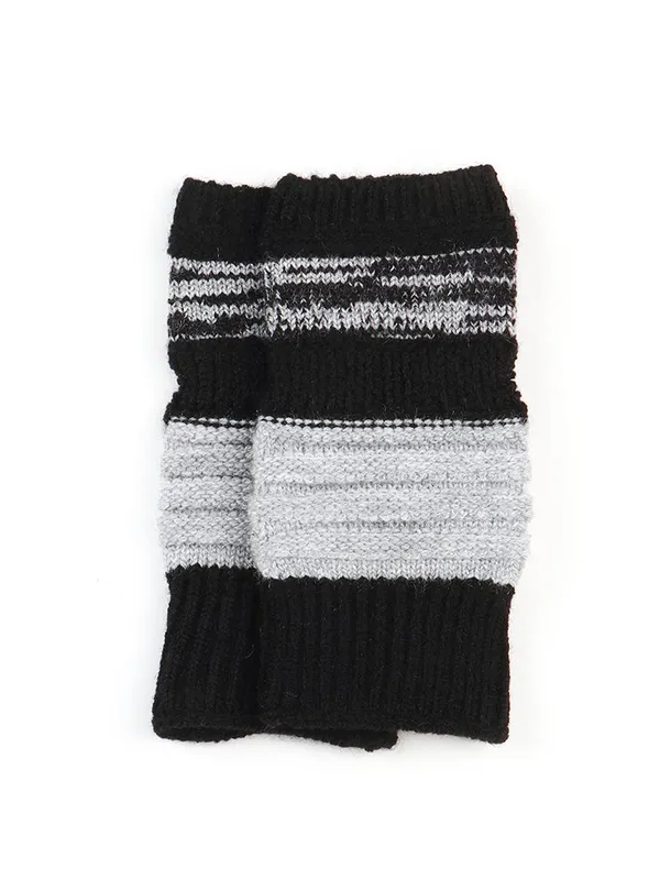 Black_Woolen_Gloves_For_Unisex_Child