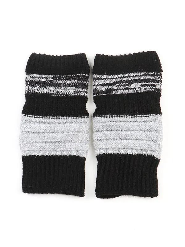 Black_Woolen_Gloves_For_Unisex_Child