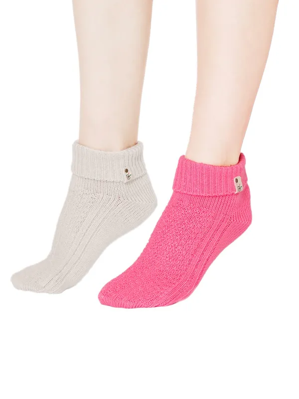 White_&_Pink_Woolen_Socks_For_Women_(Pack_Of_2)