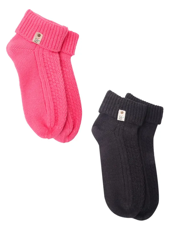 Black_&_Pink_Woolen_Socks_For_Women_(Pack_Of_2)