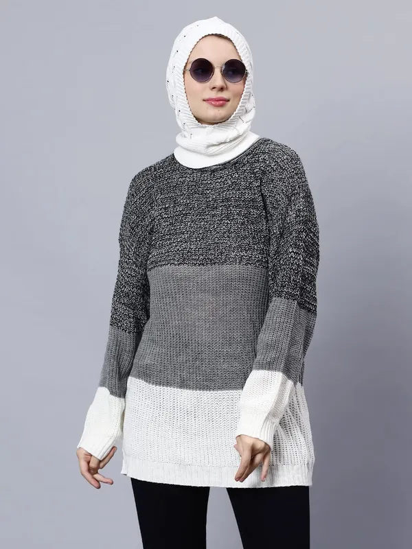 White_Woolen_Cap_For_Women