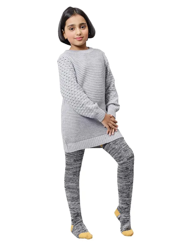 Acrylic_Woolen_Socks_For_Girls