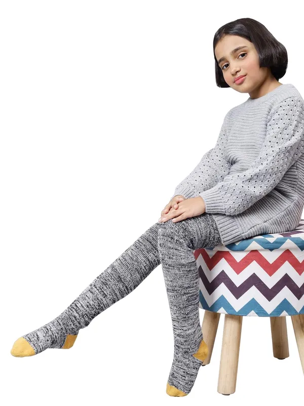 Acrylic_Woolen_Socks_For_Girls