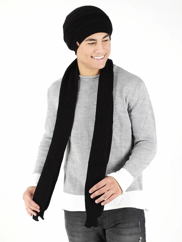 Black_Woolen_Cap_For_Unisex