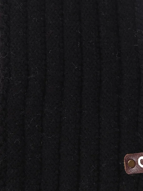 Black_Woolen_Earwarmer_For_Women