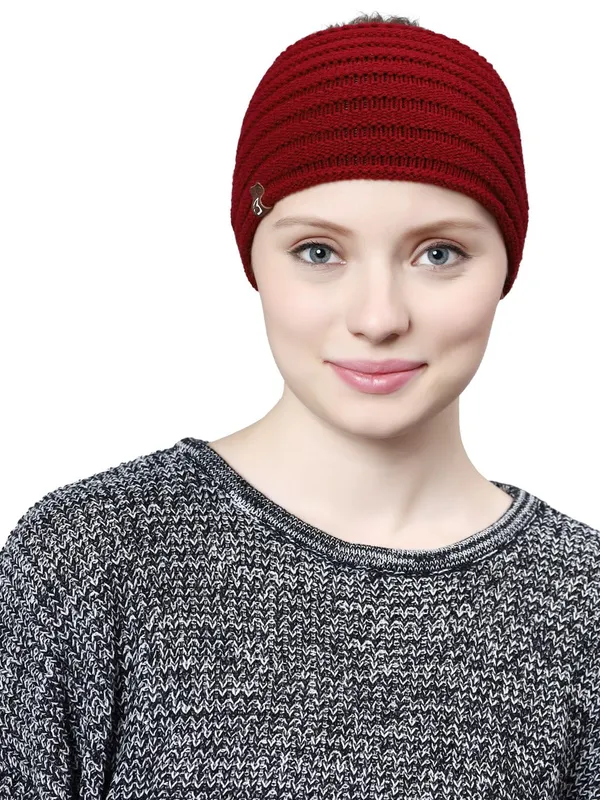 Maroon_Woolen_Earwarmer_For_Women