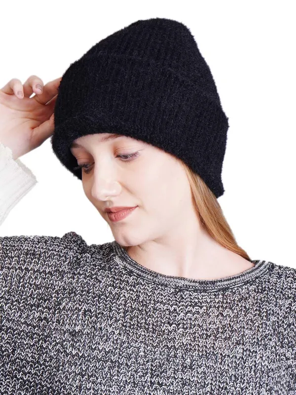 Black_Woolen_Cap_For_Unisex