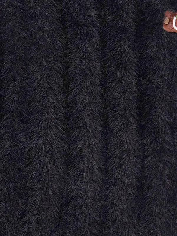 Black_Woolen_Earwarmer_For_Women