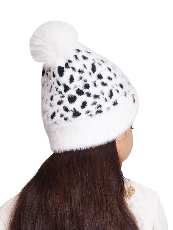 White_Woolen_Cap_For_Girls