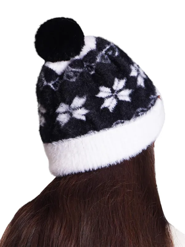 White_&_Blue_Woolen_Cap_For_Girls