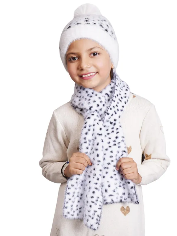 White_Woolen_Cap_For_Girls