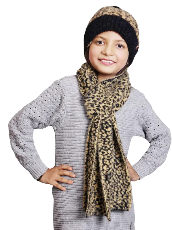 Multicolor_Woolen_Cap_For_Girls