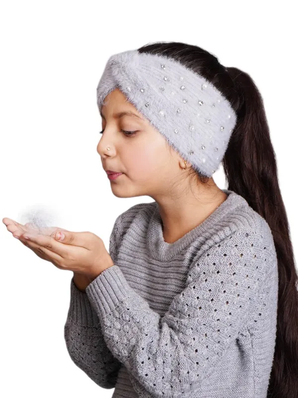 Grey_Woolen_Earwarmer_For_Girls
