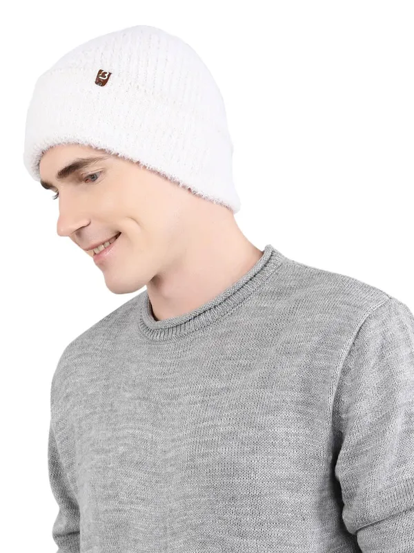 White_Woolen_Cap_For_Unisex