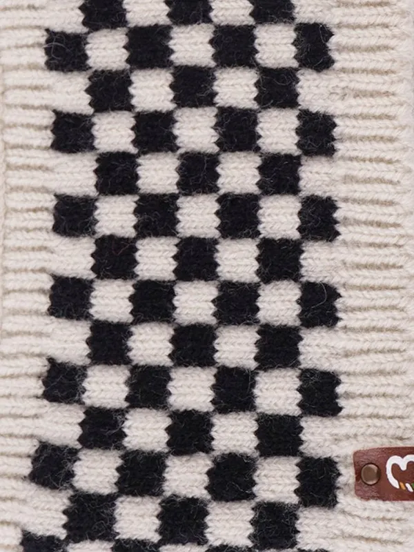 White_&_Black_Woolen_Earwarmer_For_Men
