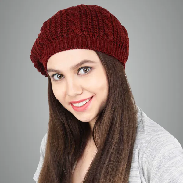 Maroon_Woolen_Cap_For_Women