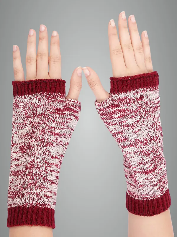 Maroon_Woolen_Gloves_For_Women