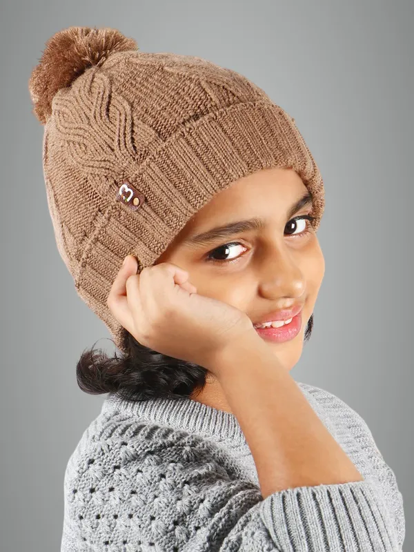 Brown_Woolen_Cap_For_Unisex_Child