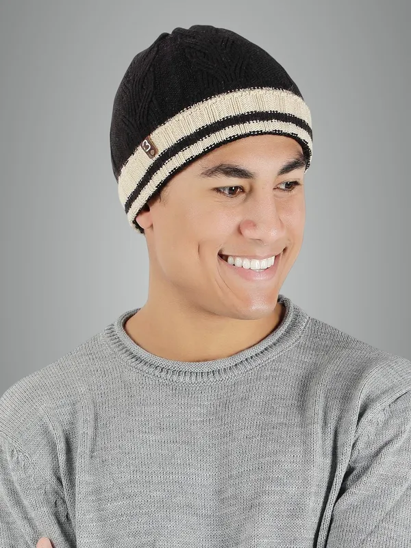Black_Woolen_Cap_For_Men
